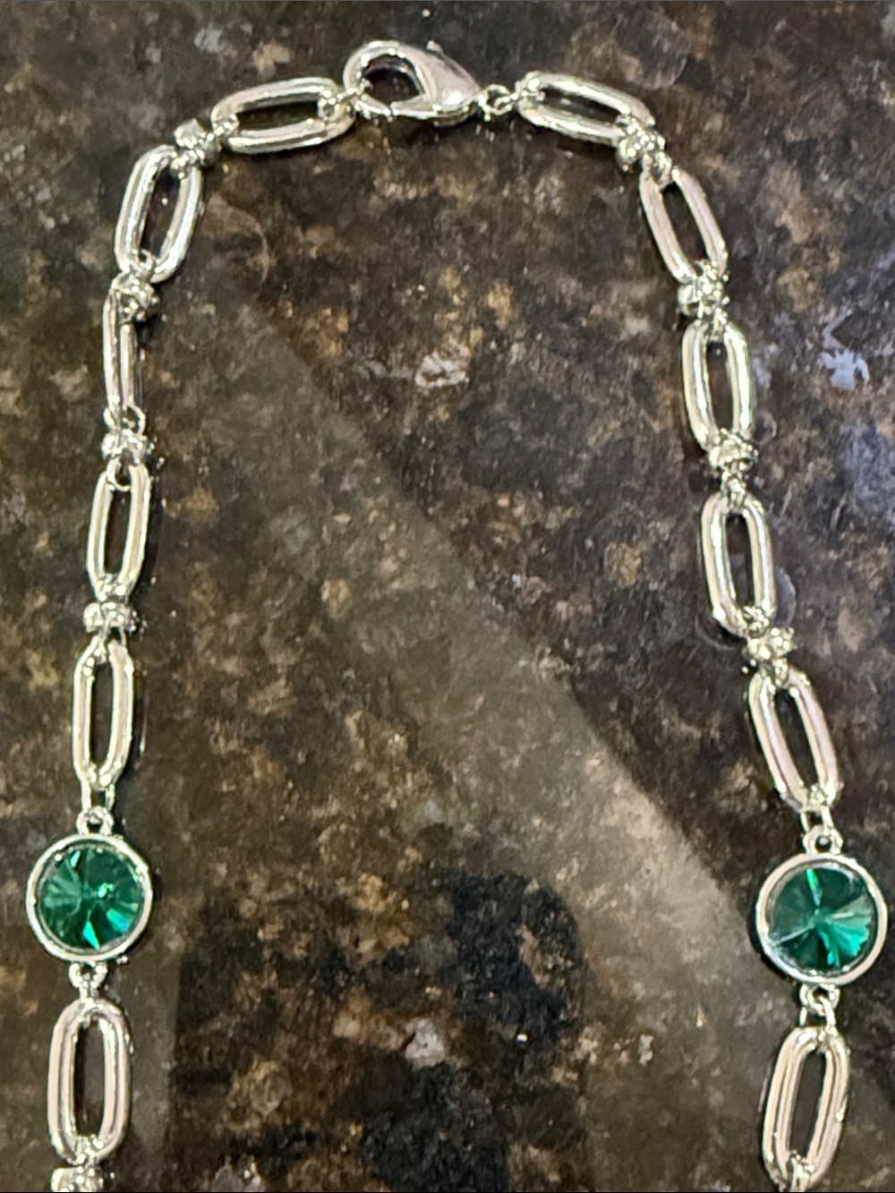 Anthropologie Radium Creation Silver-Toned Chain Link Green Gemstone Necklace🔥🔥🔥 - Picture 13 of 16